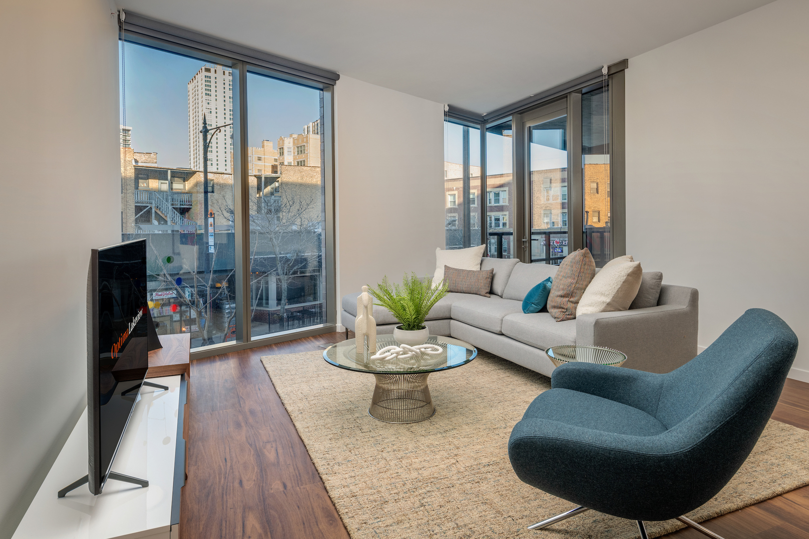 3478 N Broadway Street 302