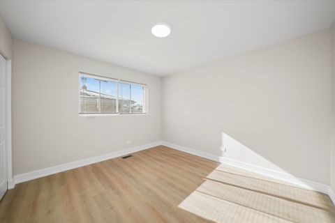 Tiny photo for 17060 Louis Avenue, South Holland, IL 60473 (MLS # 12515811)