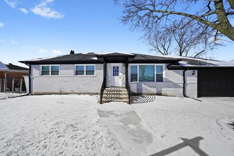 Tiny photo for 17060 Louis Avenue, South Holland, IL 60473 (MLS # 12515811)