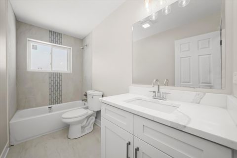 Tiny photo for 17060 Louis Avenue, South Holland, IL 60473 (MLS # 12515811)