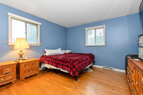 Tiny photo for 4511 W Howdy Lane W, Alsip, IL 60803 (MLS # 12461603)