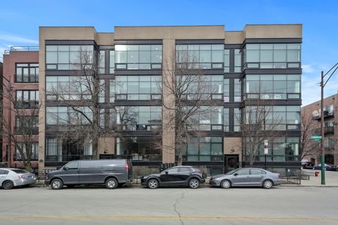 838 W Erie Street 1W Chicago IL 60642
