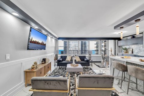 Tiny photo for 400 E RANDOLPH Street #2225, Chicago, IL 60601 (MLS # 12617927)