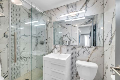 Tiny photo for 400 E RANDOLPH Street #2225, Chicago, IL 60601 (MLS # 12617927)