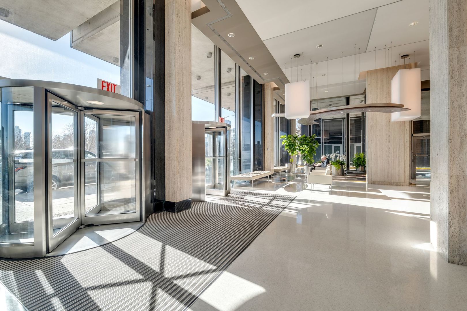 400 E RANDOLPH Street 2225