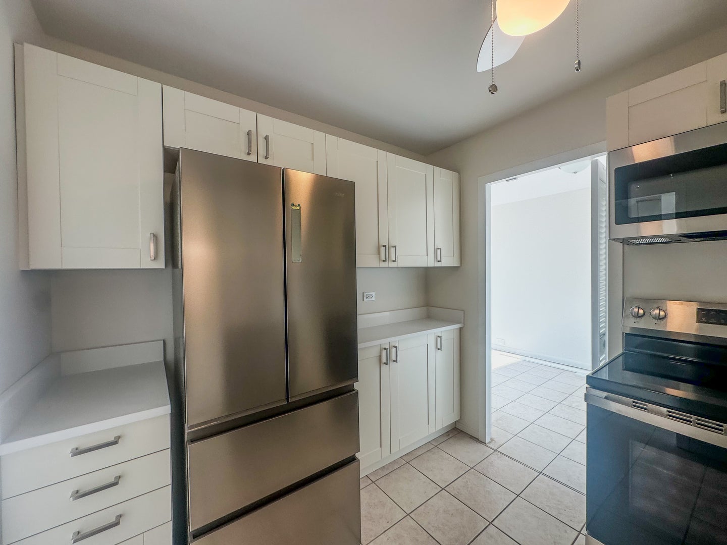 1255 N Sandburg Terrace 2403
