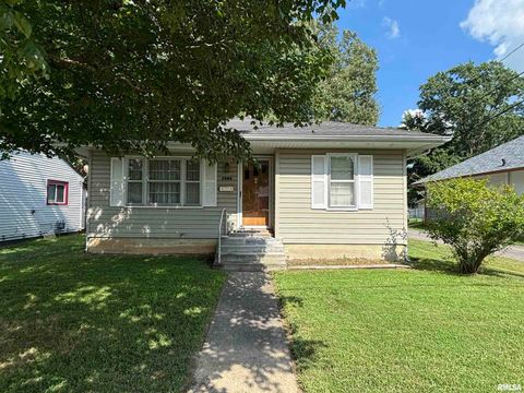 Photo of 1806 MARKET Street, Metropolis, IL 62960 (MLS # EB460616)