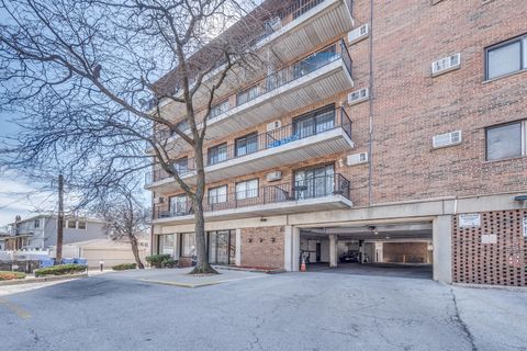 Photo of 2320 N Nordica Avenue #402D, Chicago, IL 60707 (MLS # 12614978)
