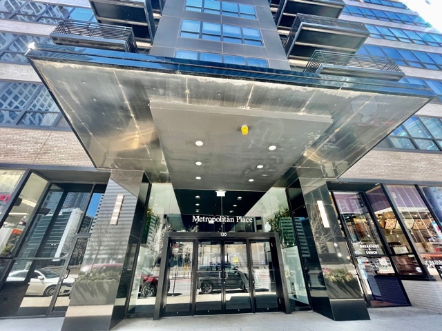 130 S CANAL Street 611