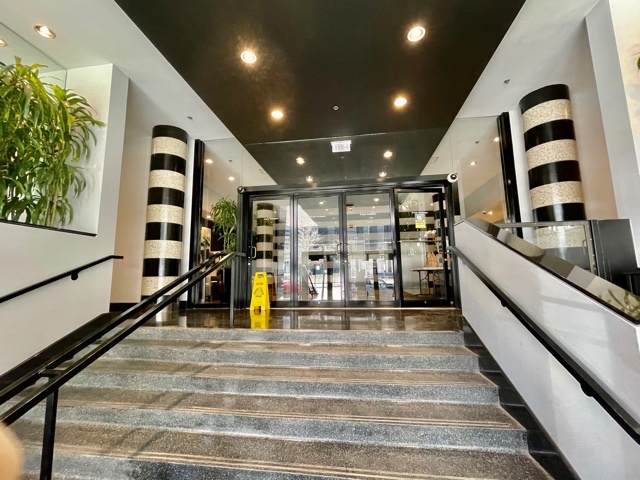 130 S CANAL Street 611
