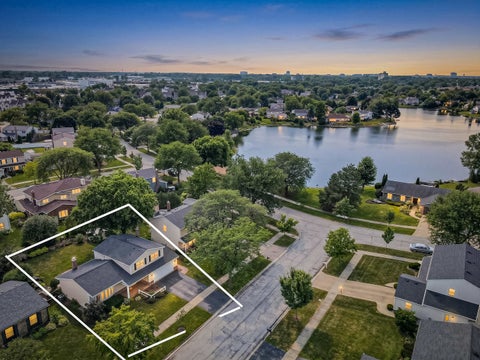 Tiny photo for 650 Newport Avenue, Westmont, IL 60559 (MLS # 12718799)
