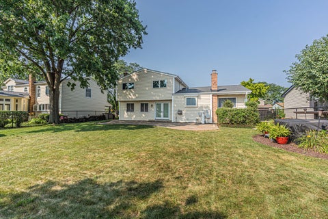 Tiny photo for 650 Newport Avenue, Westmont, IL 60559 (MLS # 12718799)