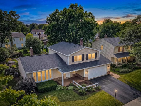 Tiny photo for 650 Newport Avenue, Westmont, IL 60559 (MLS # 12718799)
