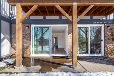 Tiny photo for 32 W Fern Court #116B, Palatine, IL 60067 (MLS # 12533961)