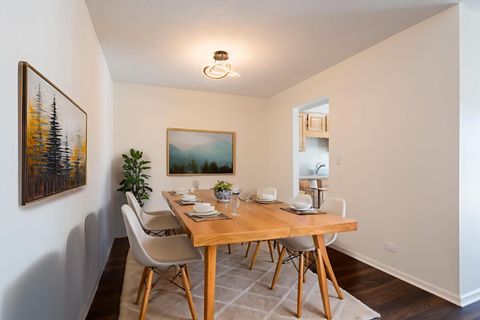 Tiny photo for 32 W Fern Court #116B, Palatine, IL 60067 (MLS # 12533961)