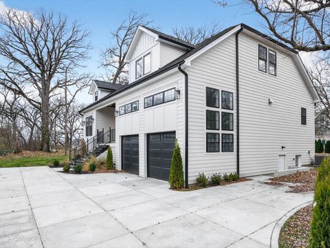 Tiny photo for 11300 Sequoya Lane, Indian Head Park, IL 60525 (MLS # 12521704)