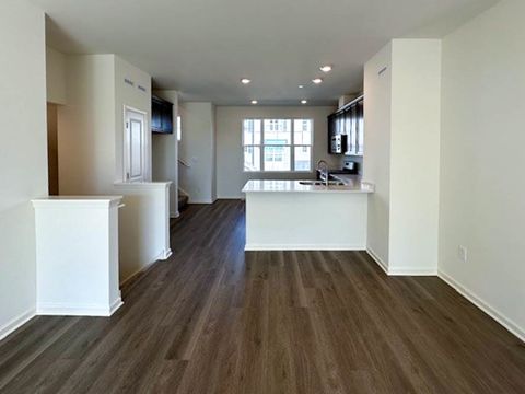 Tiny photo for 573 yosemite Way, Mundelein, IL 60060 (MLS # 12530717)