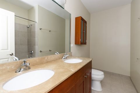 Tiny photo for 21 NORTHFIELD Terrace #21, Wheeling, IL 60090 (MLS # 12447277)