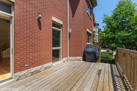 Tiny photo for 21 NORTHFIELD Terrace #21, Wheeling, IL 60090 (MLS # 12447277)