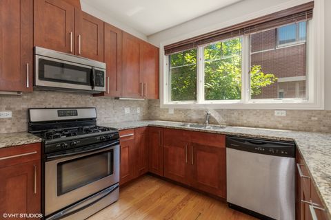 Tiny photo for 21 NORTHFIELD Terrace #21, Wheeling, IL 60090 (MLS # 12447277)