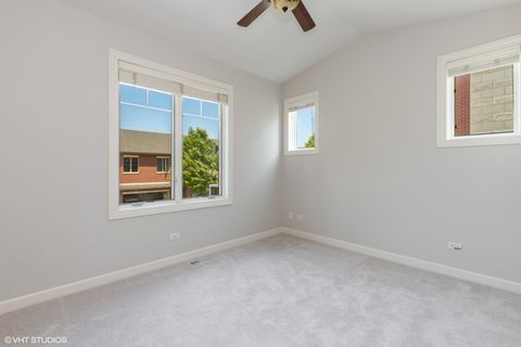 Tiny photo for 21 NORTHFIELD Terrace #21, Wheeling, IL 60090 (MLS # 12447277)