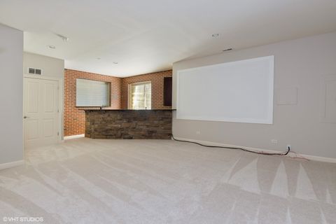 Tiny photo for 21 NORTHFIELD Terrace #21, Wheeling, IL 60090 (MLS # 12447277)