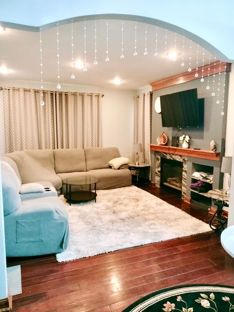 Tiny photo for 2021 CYPRESS Court, Glendale Heights, IL 60139 (MLS # 12572797)