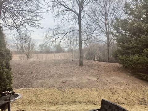 Tiny photo for 2021 CYPRESS Court, Glendale Heights, IL 60139 (MLS # 12572797)