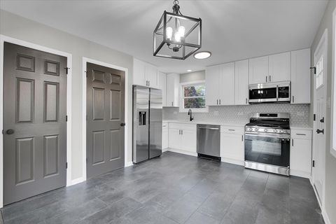 Tiny photo for 329 E Jefferson Street, Bensenville, IL 60106 (MLS # 12508365)