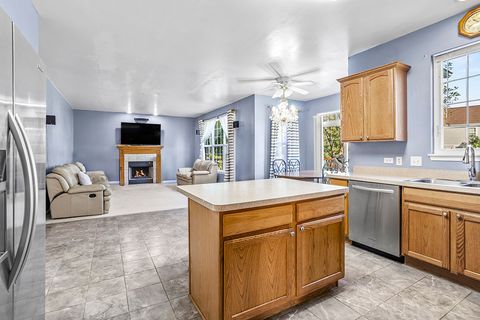 Tiny photo for 25226 Balmoral Drive, Shorewood, IL 60404 (MLS # 12480639)