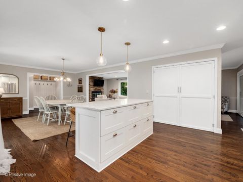 Tiny photo for 26W537 Barnes Avenue, Winfield, IL 60190 (MLS # 12472034)