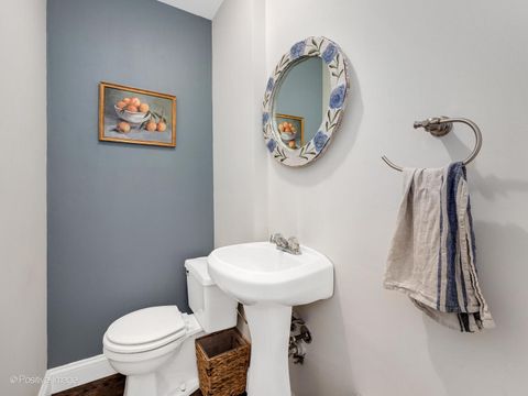 Tiny photo for 26W537 Barnes Avenue, Winfield, IL 60190 (MLS # 12472034)