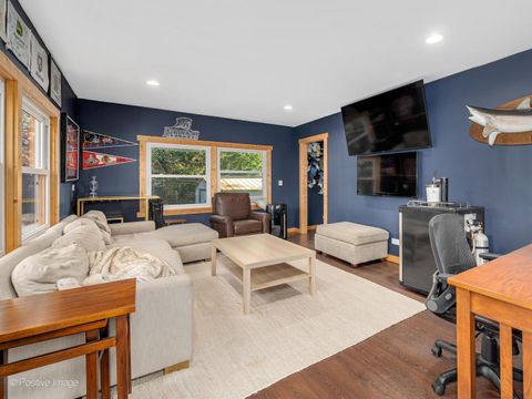 Tiny photo for 26W537 Barnes Avenue, Winfield, IL 60190 (MLS # 12472034)