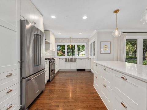 Tiny photo for 26W537 Barnes Avenue, Winfield, IL 60190 (MLS # 12472034)