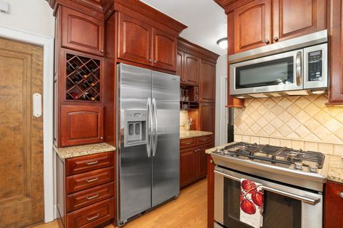 Tiny photo for 1220 N Euclid Avenue, Oak Park, IL 60302 (MLS # 12589203)