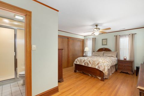 Tiny photo for 1220 N Euclid Avenue, Oak Park, IL 60302 (MLS # 12589203)
