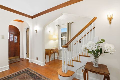 Tiny photo for 1220 N Euclid Avenue, Oak Park, IL 60302 (MLS # 12589203)