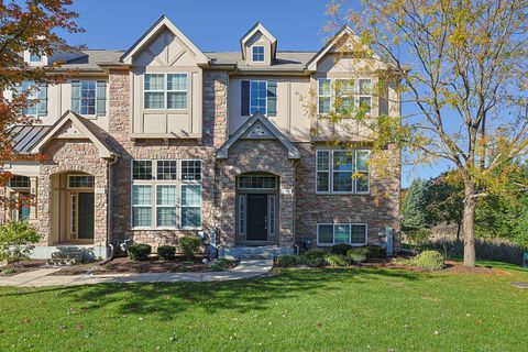 Photo of 299 Bennett Drive, Carol Stream, IL 60188 (MLS # 12499416) Photo of 299 Bennett Drive, Carol Stream, IL 60188 (MLS # 12499416)