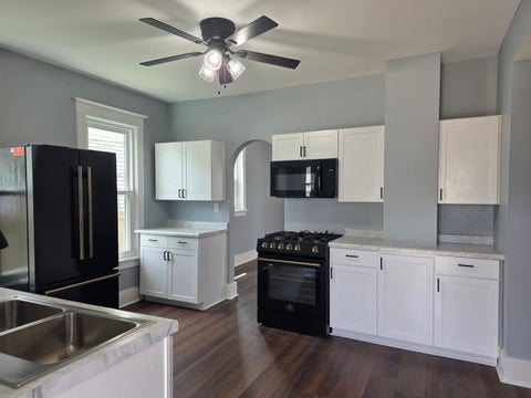 Tiny photo for 717 17th Avenue, Moline, IL 61265 (MLS # 12672541)