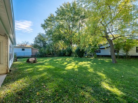 Tiny photo for 653 Dixon Avenue, Elgin, IL 60120 (MLS # 12501077)