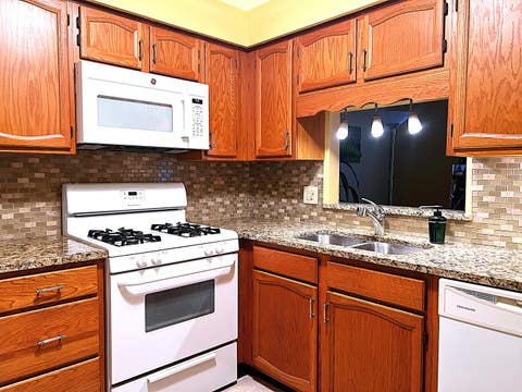 Tiny photo for 119 Saratoga Court #119, Vernon Hills, IL 60061 (MLS # 12698831)