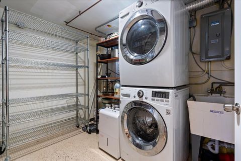 Tiny photo for 2310 Brown Avenue, Evanston, IL 60201 (MLS # 12627728)