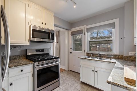 Tiny photo for 2310 Brown Avenue, Evanston, IL 60201 (MLS # 12627728)