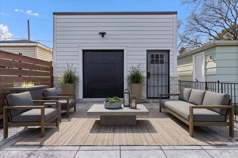 Tiny photo for 2310 Brown Avenue, Evanston, IL 60201 (MLS # 12627728)