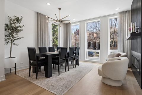 Tiny photo for 2640 N Bosworth Avenue #1N, Chicago, IL 60614 (MLS # 12612004)