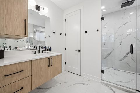 Tiny photo for 2640 N Bosworth Avenue #1N, Chicago, IL 60614 (MLS # 12612004)