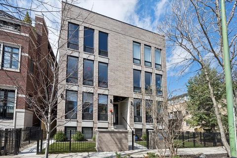 Photo of 2640 N Bosworth Avenue #1N, Chicago, IL 60614 (MLS # 12612004)