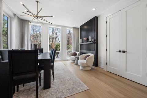 Tiny photo for 2640 N Bosworth Avenue #1N, Chicago, IL 60614 (MLS # 12612004)