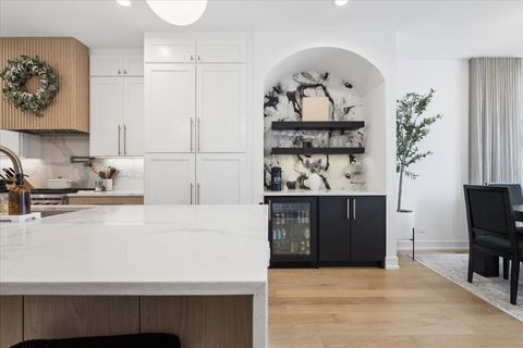 Tiny photo for 2640 N Bosworth Avenue #1N, Chicago, IL 60614 (MLS # 12612004)