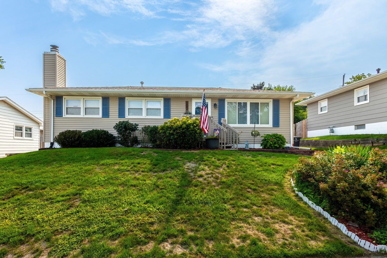 8021 8th Street W